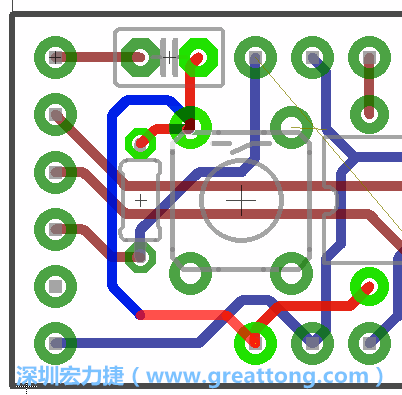 為了要?jiǎng)?chuàng)造一個(gè)電路通道，首先要先點(diǎn)擊重置開關(guān)的連結(jié)點(diǎn)進(jìn)行布線，在電路板的背面繪制線路直到其它線路前的乾淨(jìng)區(qū)域。